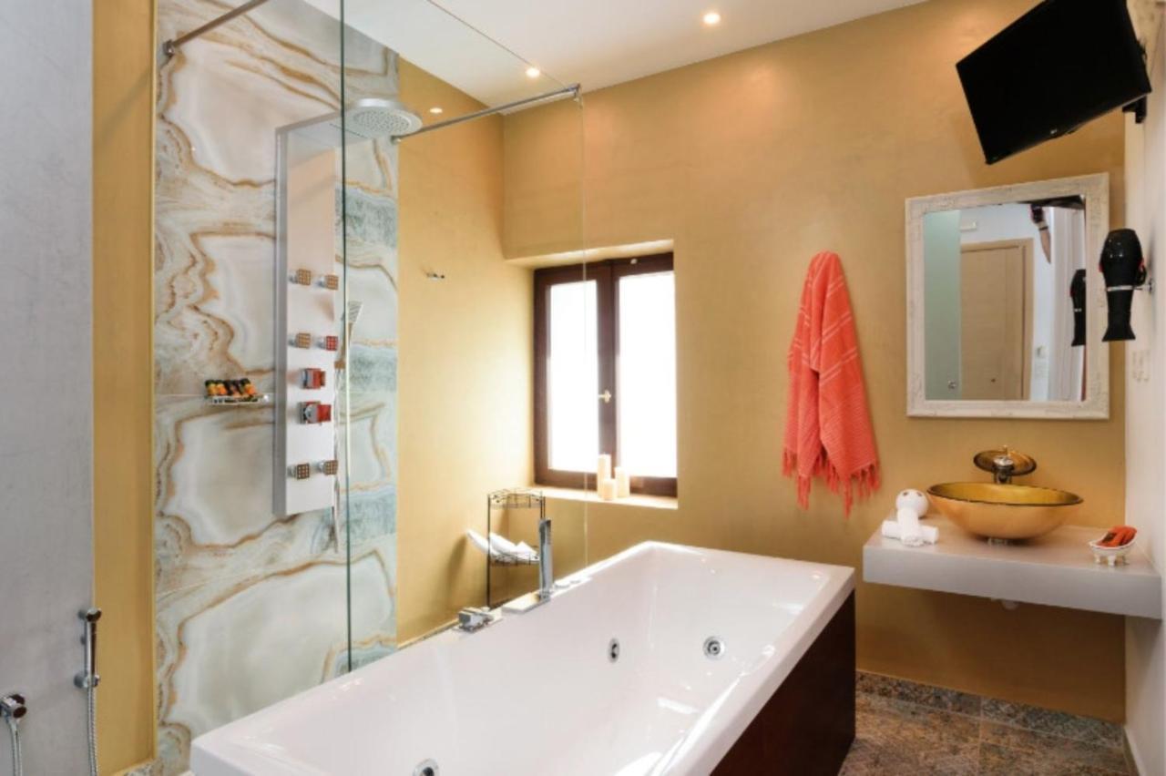 Diamond Luxury Suites La Canée Extérieur photo